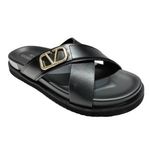 2025 New Fashion slippers Thick Sole Leather Men Summer Wear Fashion Casual Soft Sole Breathable Men's Sandals Beach Shoes